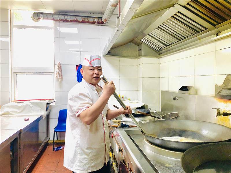 1608257504315072455.jpg 08.jpg